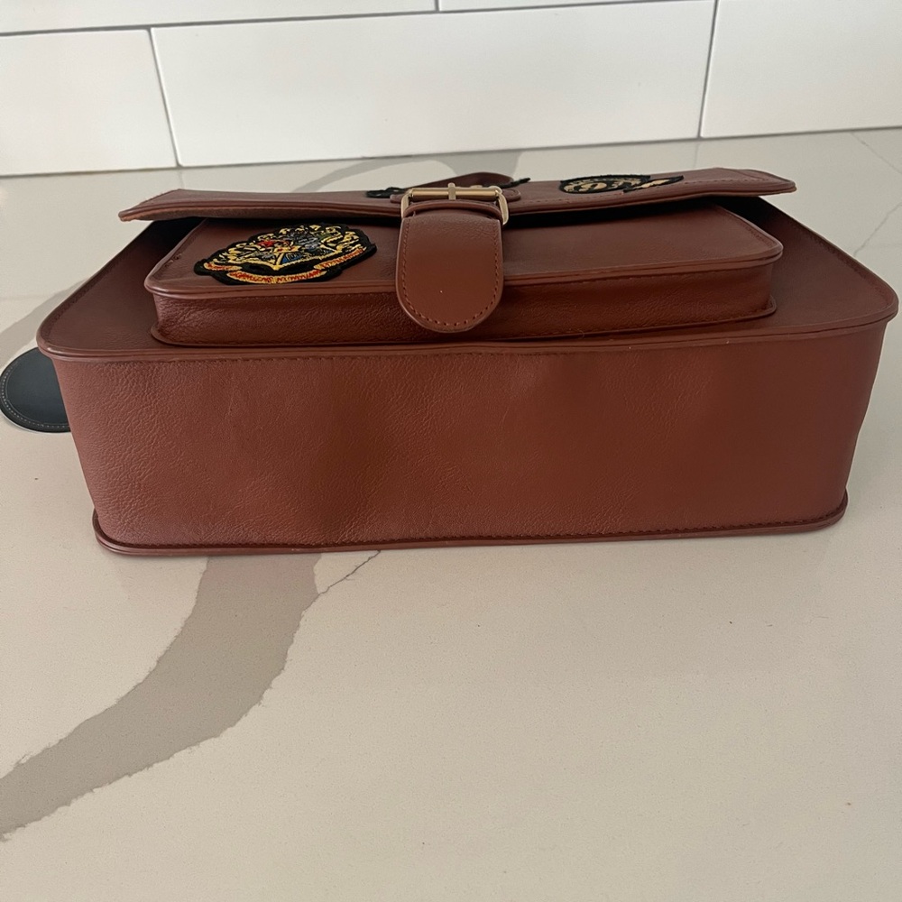 Primark Harry Potter
Satchel/Messenger Bag NWT - Picture 10 of 10